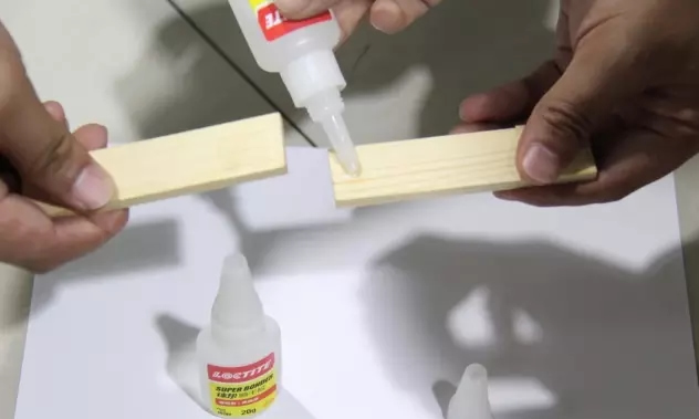 快连强力瞬间胶水